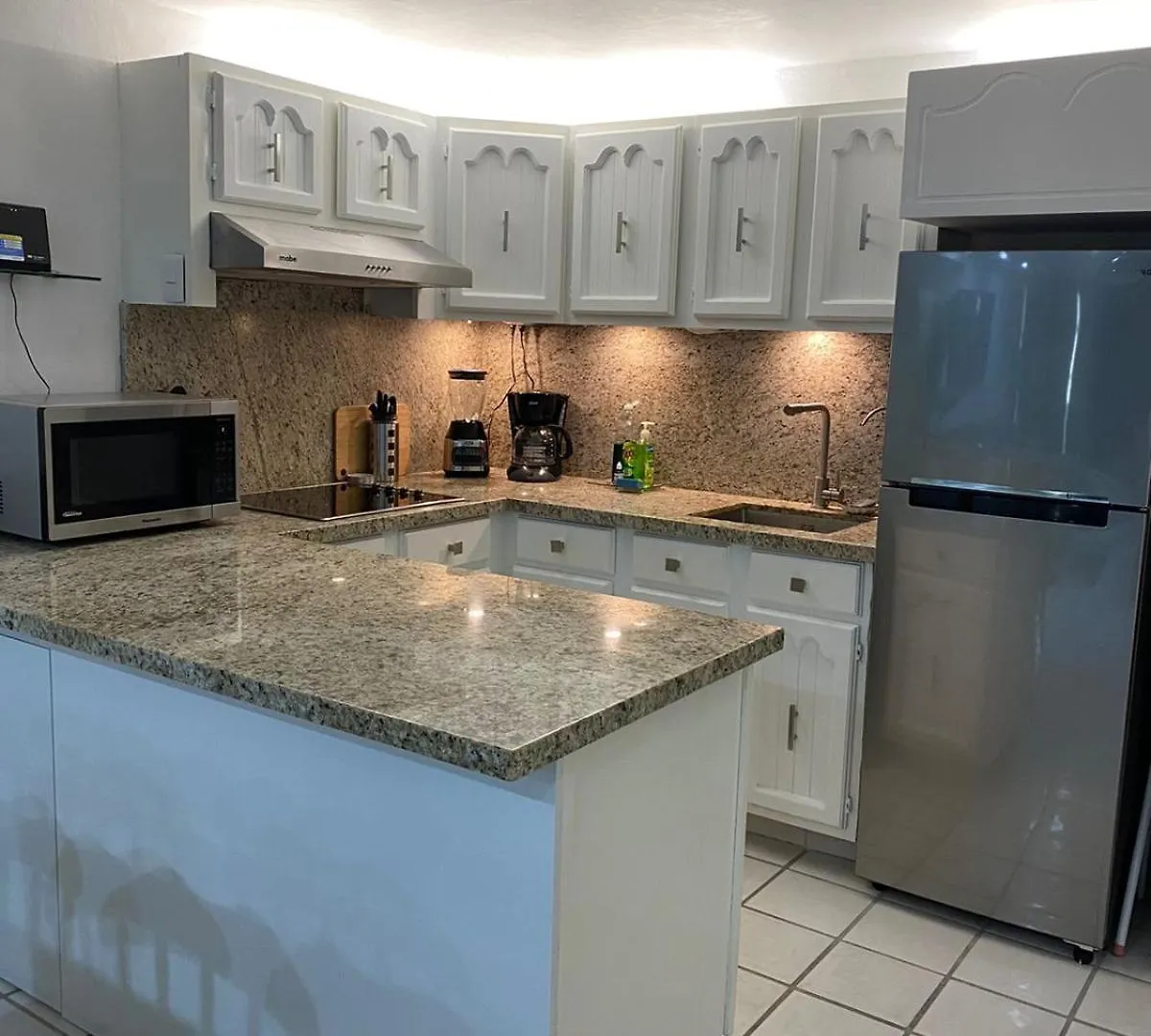 Marina Del Sol Resort - Beautiful 2 Bdrm Sleeps 8 -Ocean Front Mazatlán 0*,  Meksyk