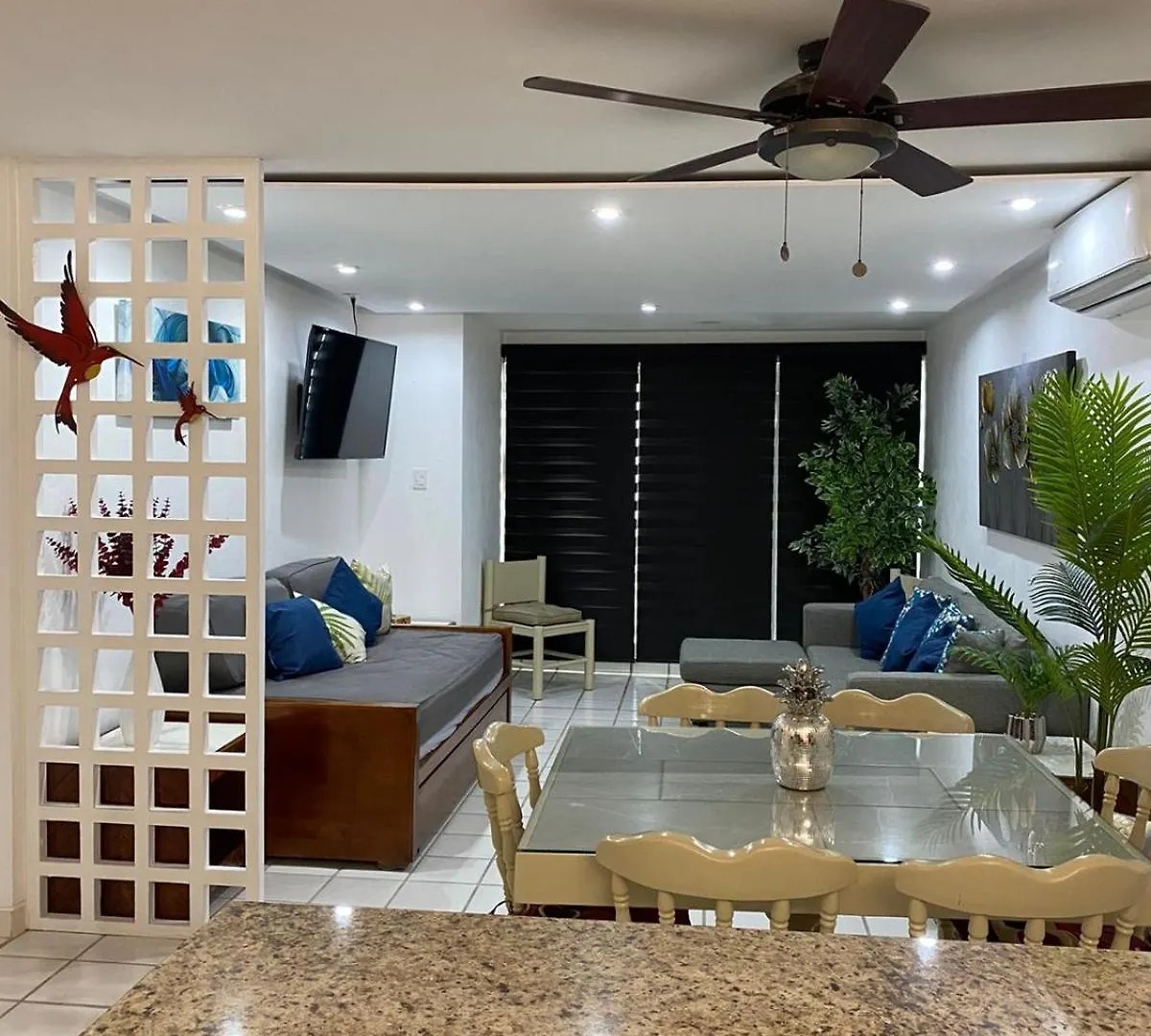 Marina Del Sol Resort - Beautiful 2 Bdrm Sleeps 8 -Ocean Front Mazatlán 0*,